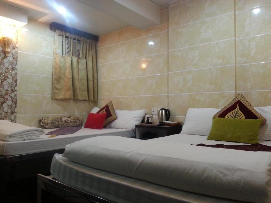 Ranjeet Guest House Хонконг Екстериор снимка
